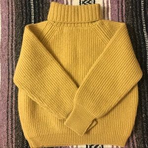 VINTAGE mustard yellow, wool turtleneck sweater.